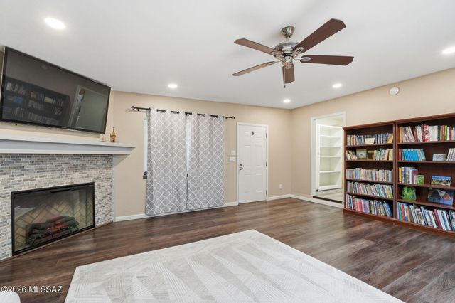 1063 W Placita Camillia, Tucson, AZ 85704