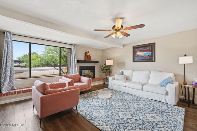 1063 W Placita Camillia, Tucson, AZ 85704