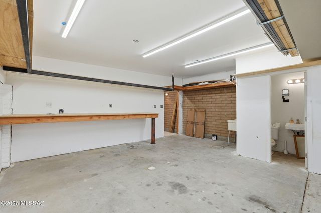 1063 W Placita Camillia, Tucson, AZ 85704