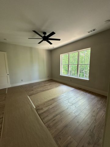 148 Laurel Furnace Road, White Bluff, TN 37187