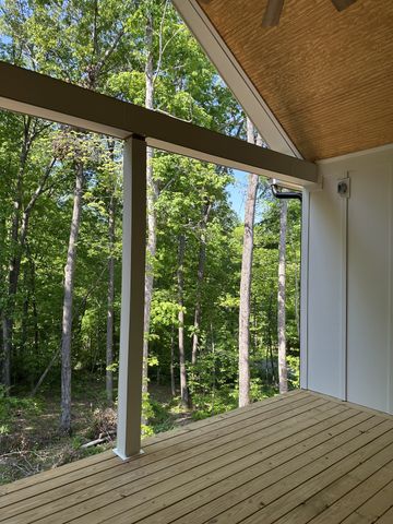148 Laurel Furnace Road, White Bluff, TN 37187