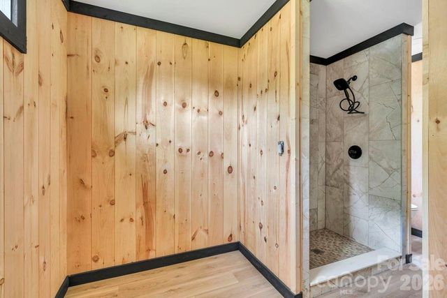 209 Meadow Loop, Newland, NC 28657