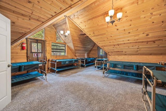 10111 Bunny Hill Road, Soda Springs, CA 95728