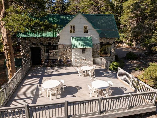 10111 Bunny Hill Road, Soda Springs, CA 95728