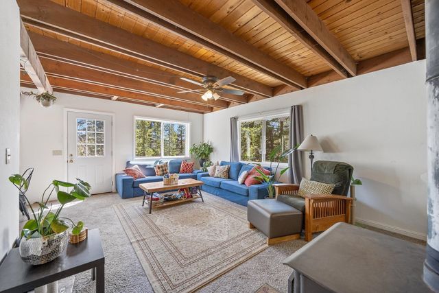 10111 Bunny Hill Road, Soda Springs, CA 95728