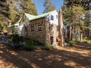 10111 Bunny Hill Road, Soda Springs, CA 95728