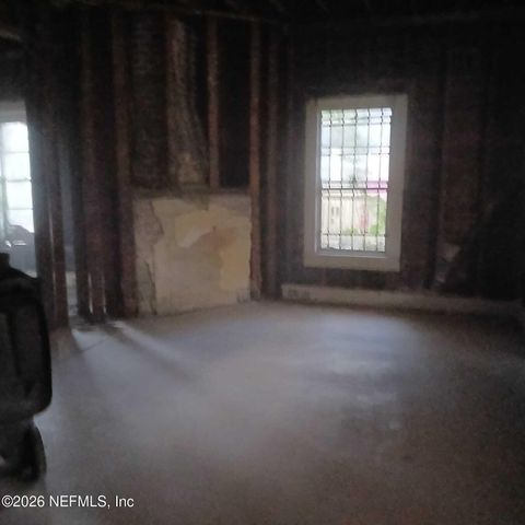 141 E 5TH Street, Jacksonville, FL 32206
