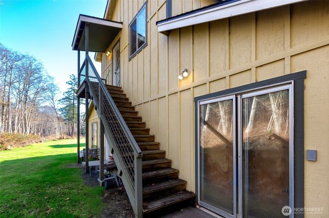 329 Snowberry Lane, San Juan Island, WA 98250