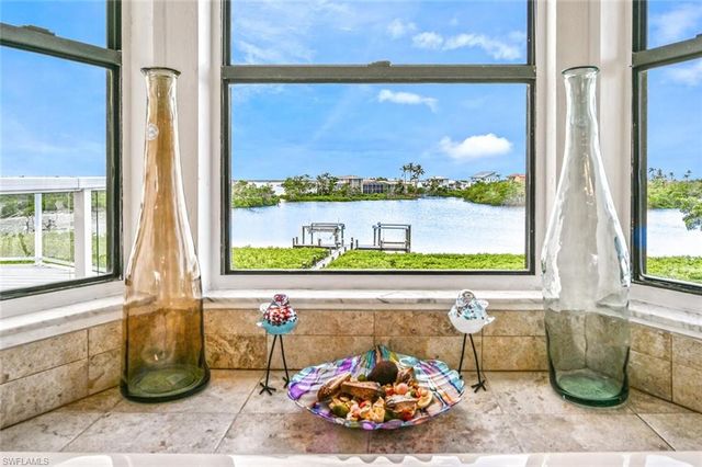 21513 Indian Bayou DR, Fort Myers Beach, FL 33931