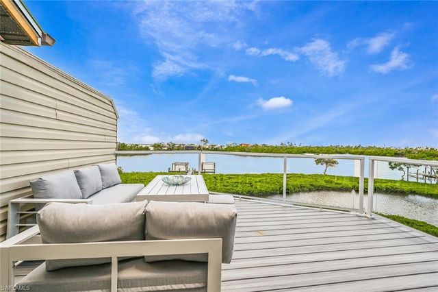 21513 Indian Bayou DR, Fort Myers Beach, FL 33931