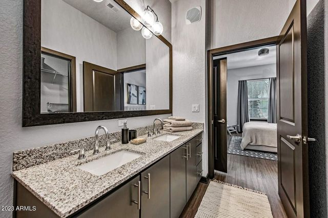 26800 N 27th Avenue B3, Phoenix, AZ 85085