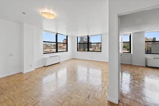 23 Water Grant Street 11C, Yonkers, NY 10701