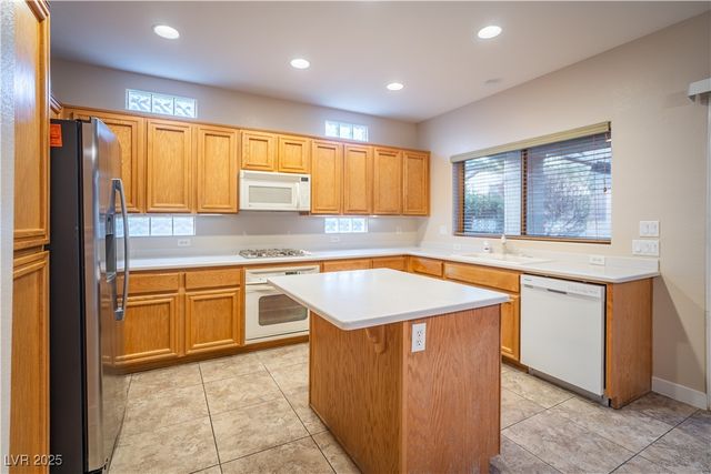 2848 Meadow Park Avenue, Henderson, NV 89052