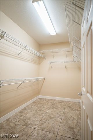 2848 Meadow Park Avenue, Henderson, NV 89052