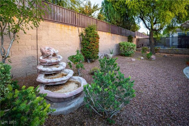 2848 Meadow Park Avenue, Henderson, NV 89052