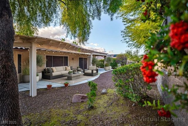 2848 Meadow Park Avenue, Henderson, NV 89052