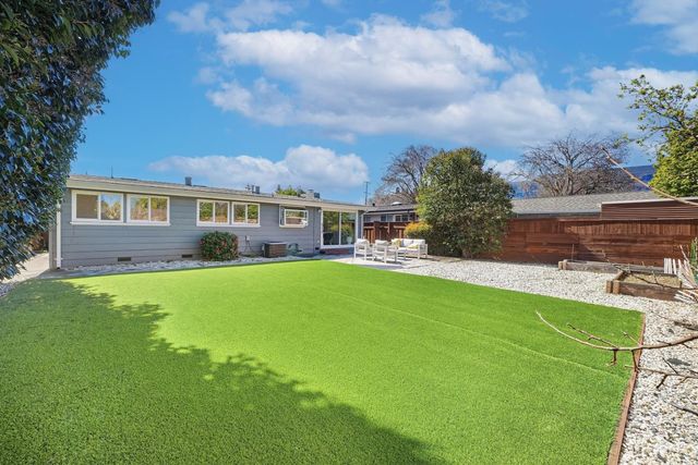 321 Beechnut Avenue, Sunnyvale, CA 94085