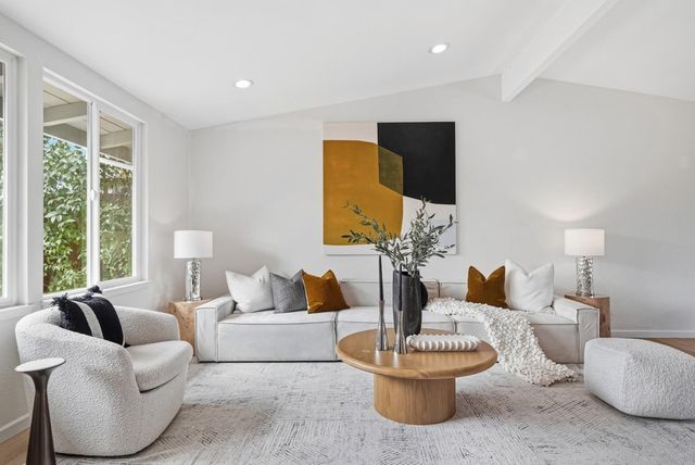 321 Beechnut Avenue, Sunnyvale, CA 94085