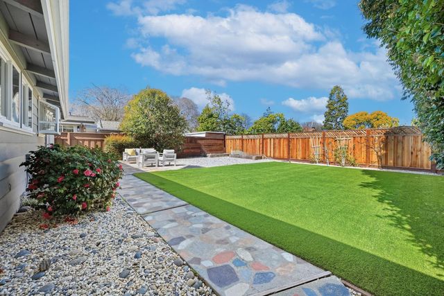 321 Beechnut Avenue, Sunnyvale, CA 94085