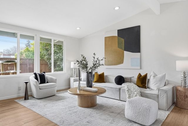 321 Beechnut Avenue, Sunnyvale, CA 94085