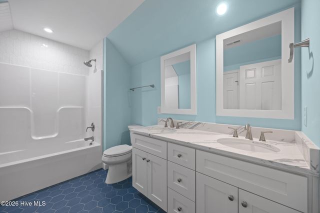 7407 Archers Creek Court, Emerald Isle, NC 28594