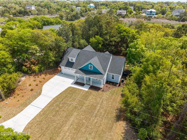 7407 Archers Creek Court, Emerald Isle, NC 28594