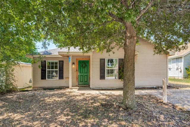 1008 E Prairie Street, Denton, TX 76205