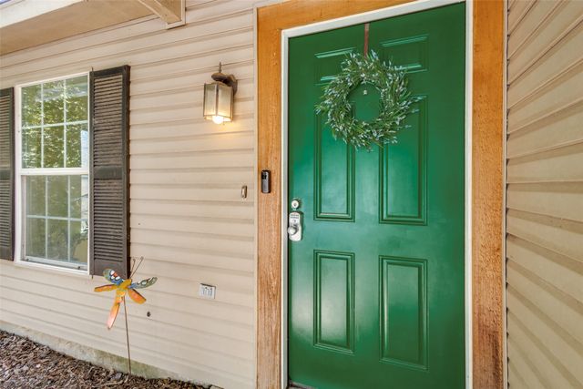 1008 E Prairie Street, Denton, TX 76205