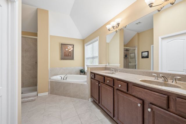 12237 Winterberry Lane, Plainfield, IL 60585