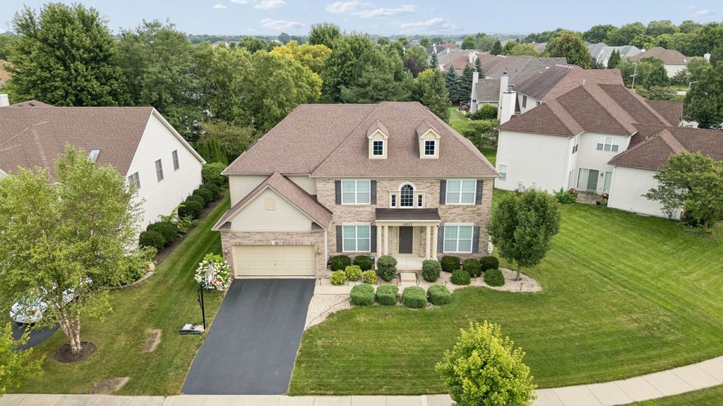 12237 Winterberry Lane, Plainfield, IL 60585 — photo 2