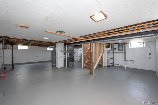 26211 Linwood Street, Roseville, MI 48066