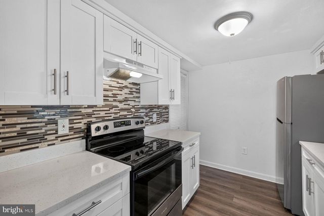 8995 BONHAM CIR, Manassas, VA 20110