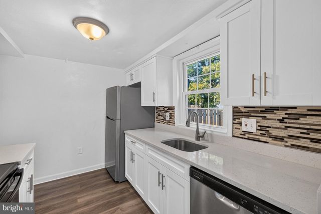 8995 BONHAM CIR, Manassas, VA 20110