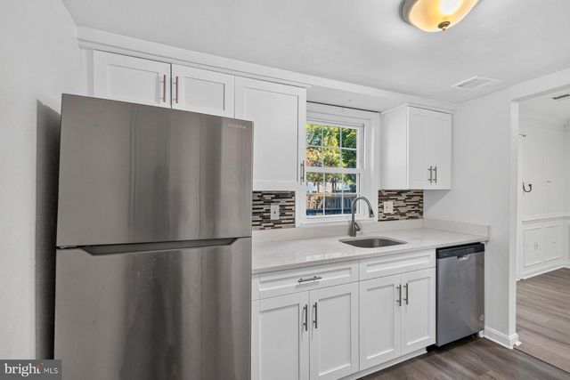 8995 BONHAM CIR, Manassas, VA 20110