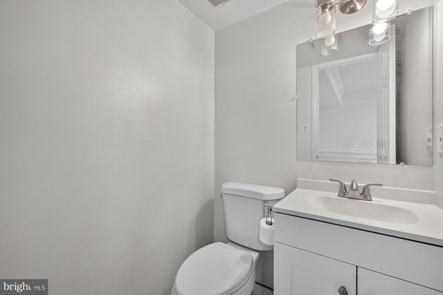 8995 BONHAM CIR, Manassas, VA 20110