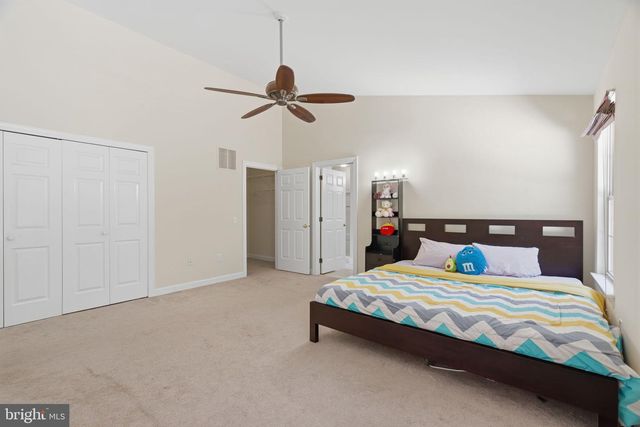 41 FARMHOUSE LN, Voorhees, NJ 08043