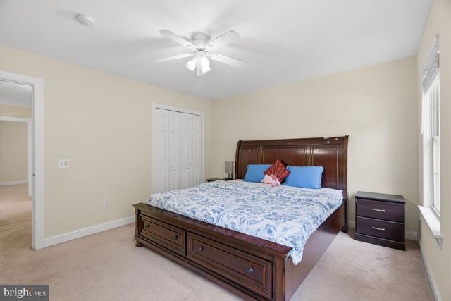 41 FARMHOUSE LN, Voorhees, NJ 08043