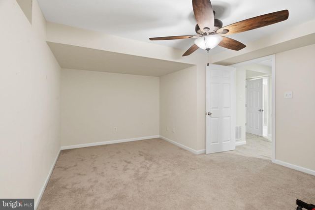 41 FARMHOUSE LN, Voorhees, NJ 08043