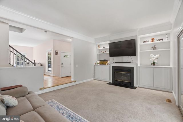41 FARMHOUSE LN, Voorhees, NJ 08043