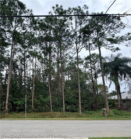 3708 Cantoria Avenue, Sebring, FL 33872