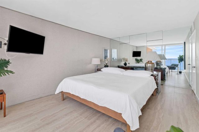 1720 Avenida del Mundo 1105, Coronado, CA 92118