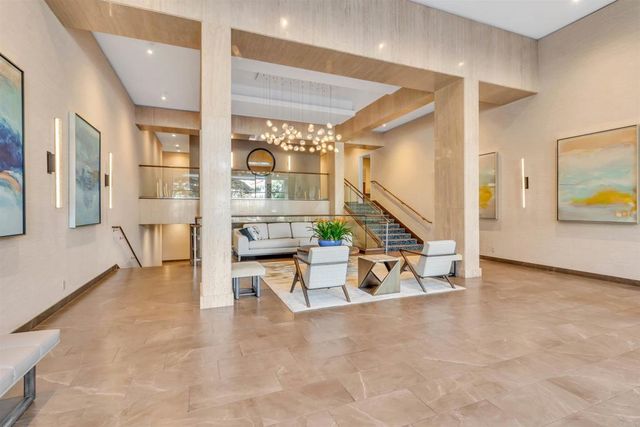 1720 Avenida del Mundo 1105, Coronado, CA 92118