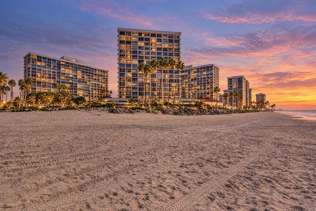1720 Avenida del Mundo 1105, Coronado, CA 92118
