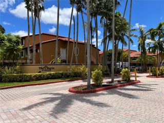 15610 SW 80th St J-105, Miami, FL 33193