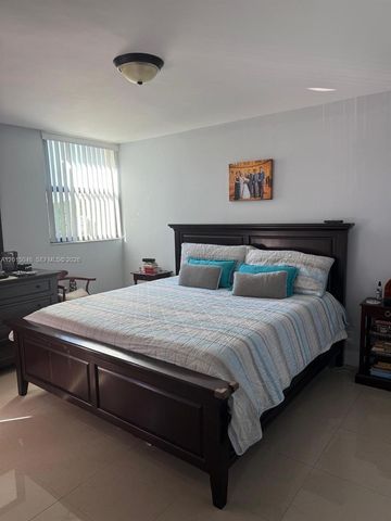 8441 Forest Hills Dr 202, Coral Springs, FL 33065