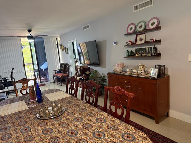 8441 Forest Hills Dr 202, Coral Springs, FL 33065