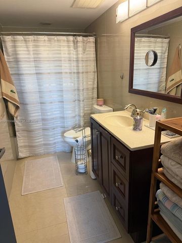 8441 Forest Hills Dr 202, Coral Springs, FL 33065