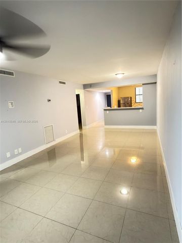 8441 Forest Hills Dr 202, Coral Springs, FL 33065