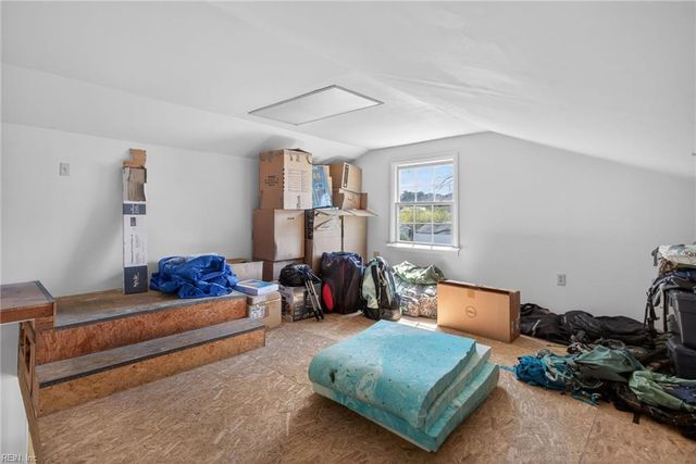 14 Fontaine RD, Newport News, VA 23601