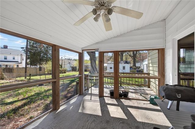 14 Fontaine RD, Newport News, VA 23601